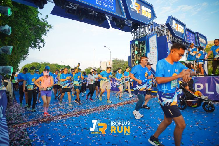 Race photo from Isoplus Run 2024 Surabaya