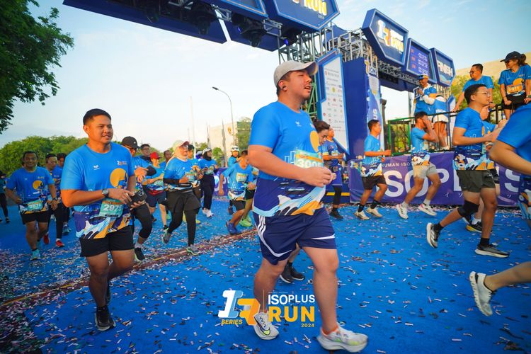 Race photo from Isoplus Run 2024 Surabaya