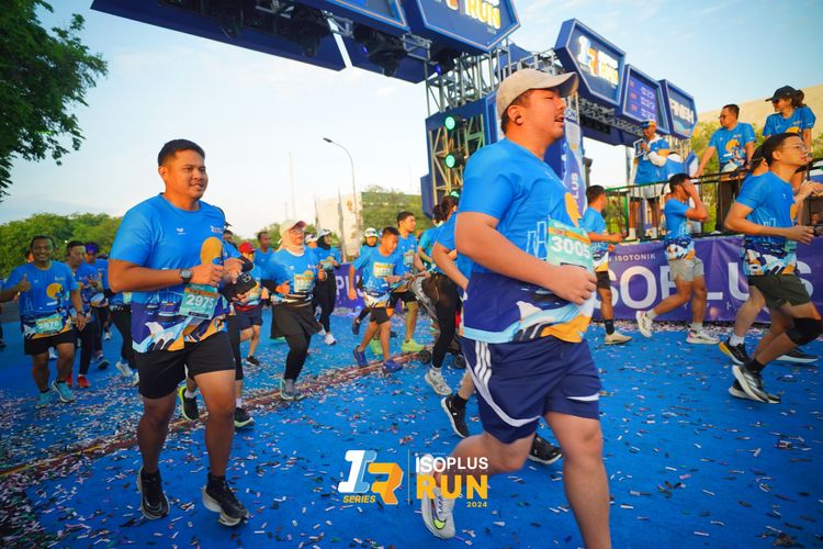 Race photo from Isoplus Run 2024 Surabaya