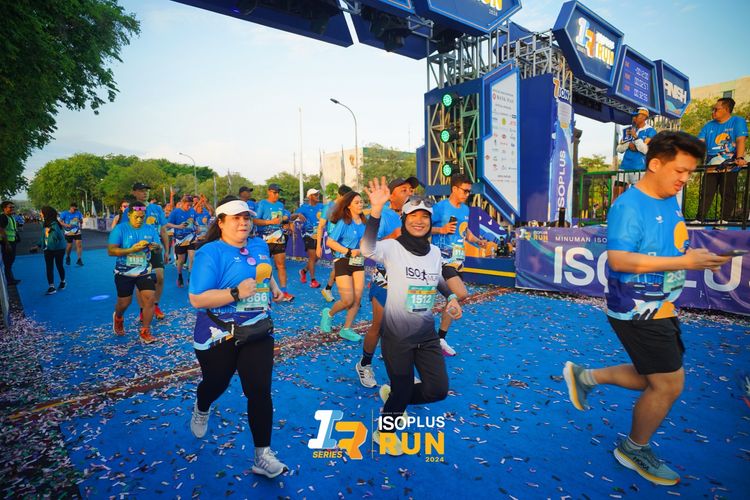 Race photo from Isoplus Run 2024 Surabaya