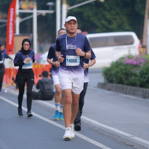 Race photo from KEMLU RUN 2026