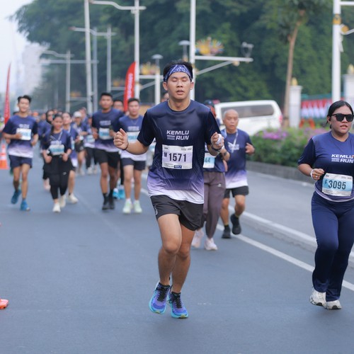 Race photo from KEMLU RUN 2026