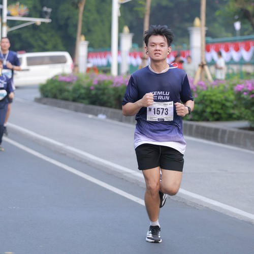 Race photo from KEMLU RUN 2026