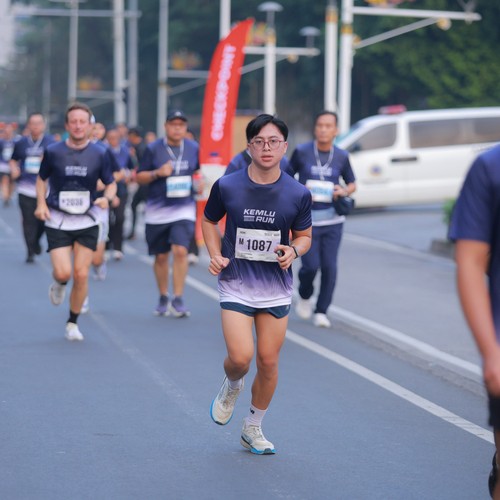 Race photo from KEMLU RUN 2026