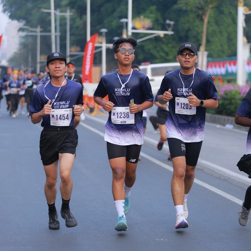 Race photo from KEMLU RUN 2026