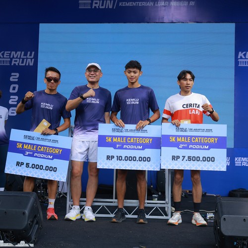 Race photo from KEMLU RUN 2026