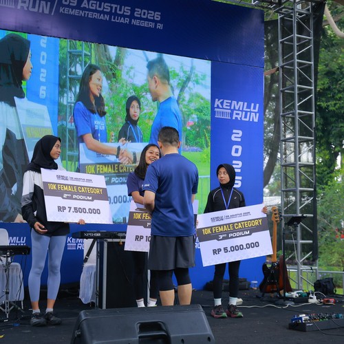 Race photo from KEMLU RUN 2026