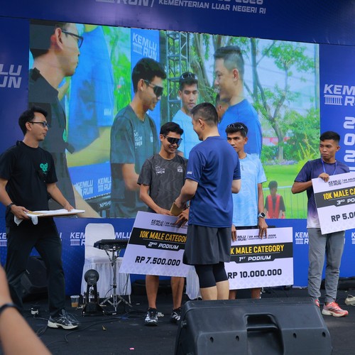 Race photo from KEMLU RUN 2026
