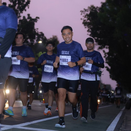 Race photo from KEMLU RUN 2026