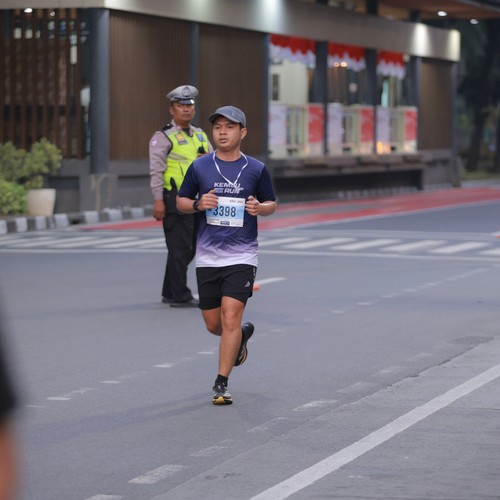Race photo from KEMLU RUN 2026
