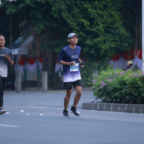 Race photo from KEMLU RUN 2026