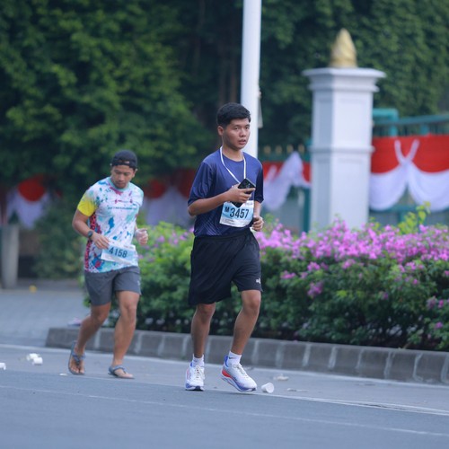 Race photo from KEMLU RUN 2026