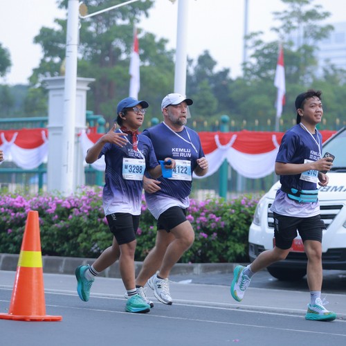 Race photo from KEMLU RUN 2026