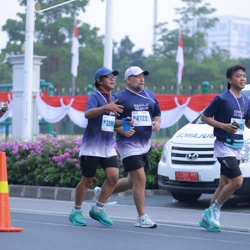 Race photo from KEMLU RUN 2026