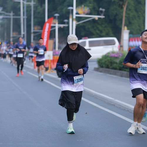 Race photo from KEMLU RUN 2026