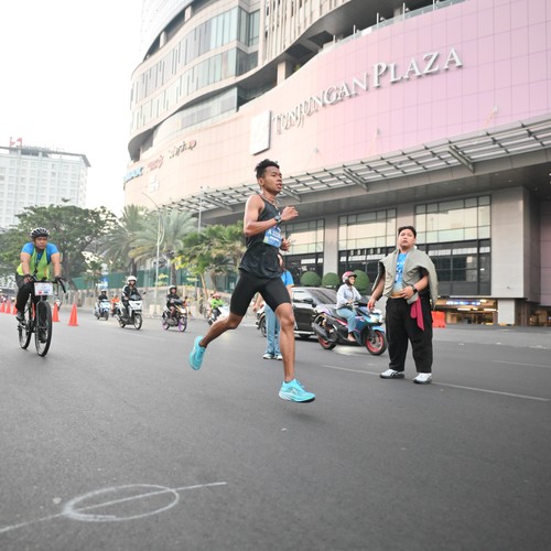 Race photo from SURABAYA ISOPLUS MARATHON 2026