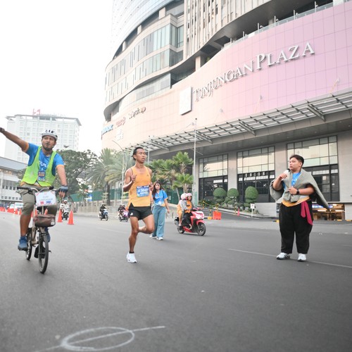 Race photo from SURABAYA ISOPLUS MARATHON 2026