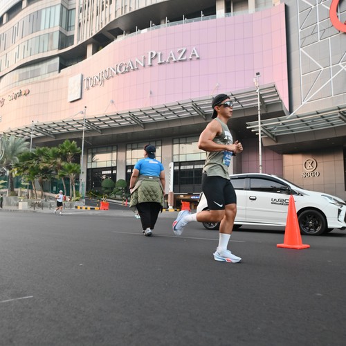Race photo from SURABAYA ISOPLUS MARATHON 2026