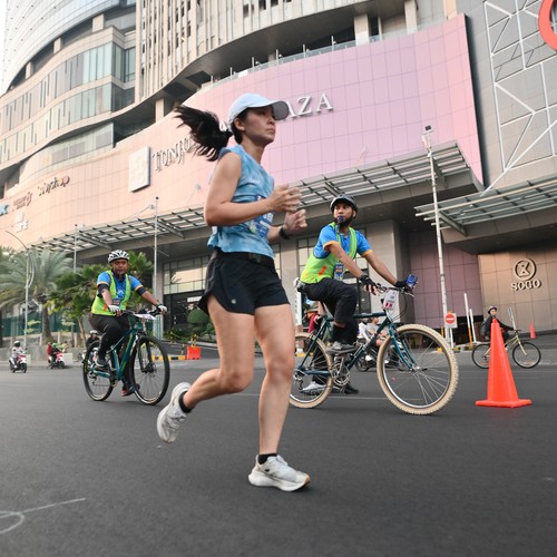 Race photo from SURABAYA ISOPLUS MARATHON 2026