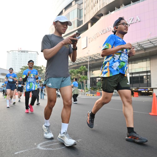 Race photo from SURABAYA ISOPLUS MARATHON 2026