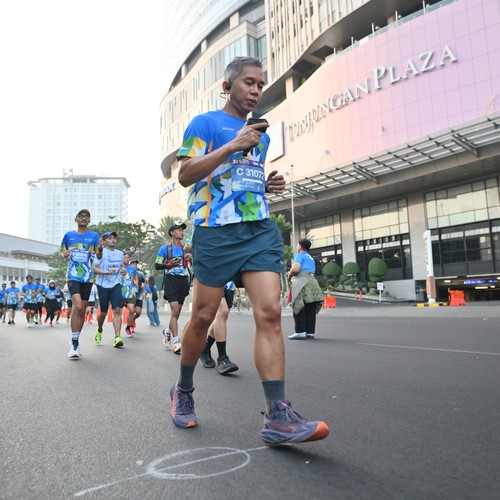 Race photo from SURABAYA ISOPLUS MARATHON 2026