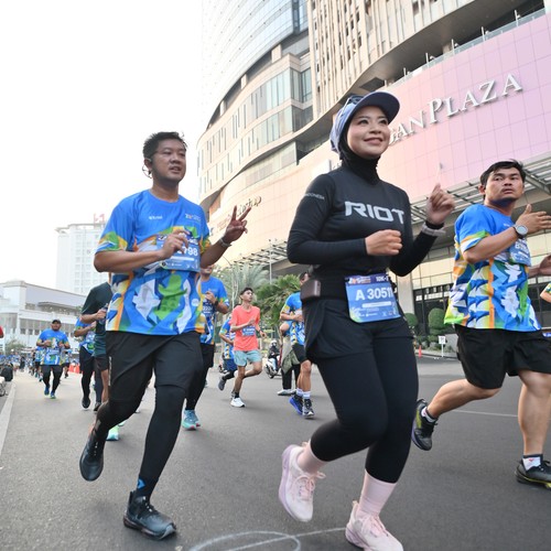 Race photo from SURABAYA ISOPLUS MARATHON 2026