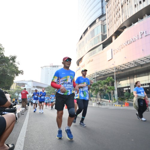 Race photo from SURABAYA ISOPLUS MARATHON 2026