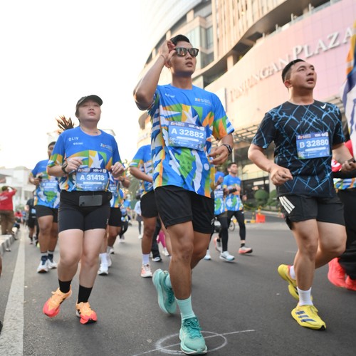 Race photo from SURABAYA ISOPLUS MARATHON 2026
