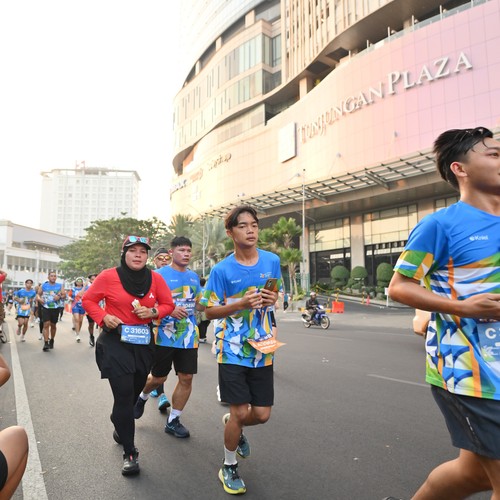 Race photo from SURABAYA ISOPLUS MARATHON 2026
