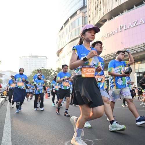 Race photo from SURABAYA ISOPLUS MARATHON 2026