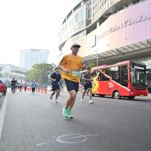 Race photo from SURABAYA ISOPLUS MARATHON 2026