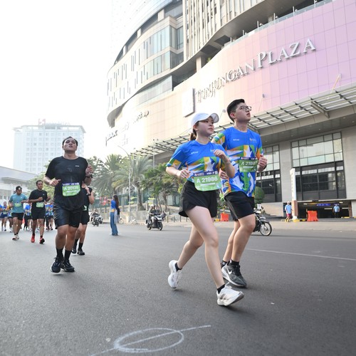 Race photo from SURABAYA ISOPLUS MARATHON 2026