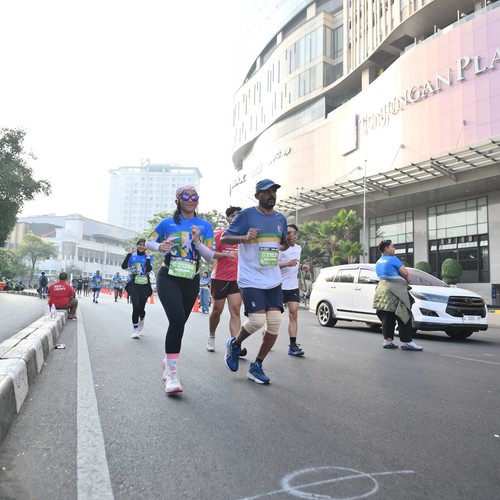 Race photo from SURABAYA ISOPLUS MARATHON 2026
