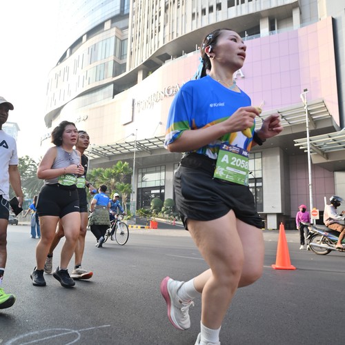 Race photo from SURABAYA ISOPLUS MARATHON 2026