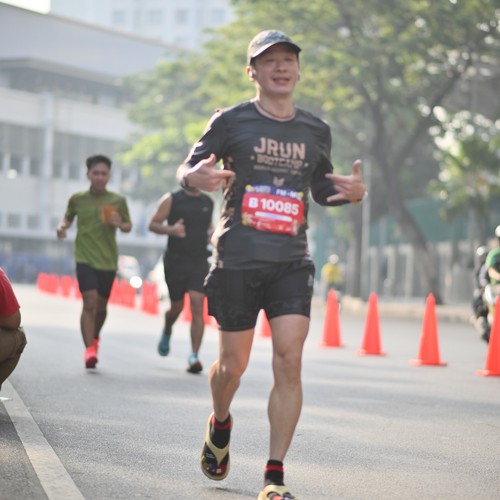 Race photo from SURABAYA ISOPLUS MARATHON 2026