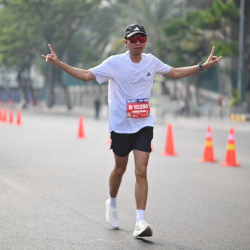 Race photo from SURABAYA ISOPLUS MARATHON 2026