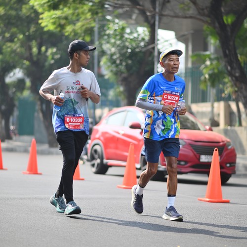 Race photo from SURABAYA ISOPLUS MARATHON 2026