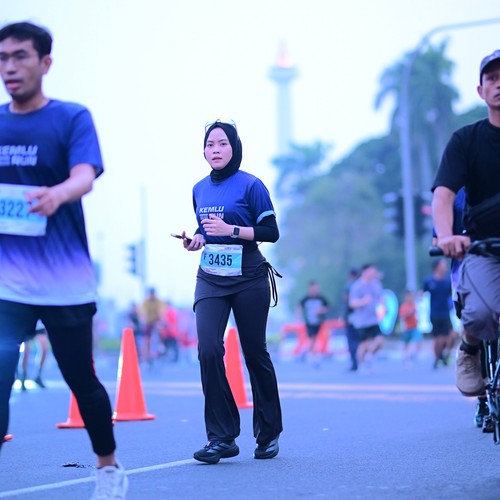 Race photo from KEMLU RUN 2026