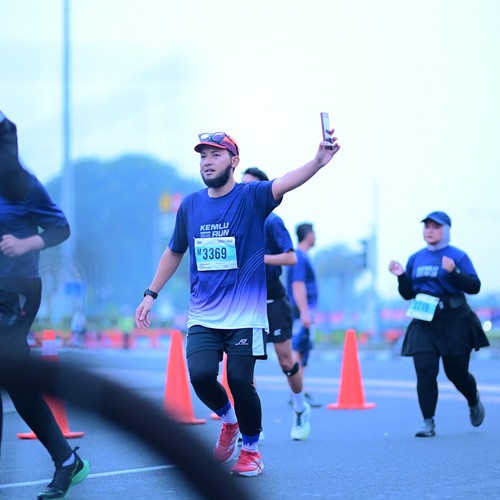 Race photo from KEMLU RUN 2026
