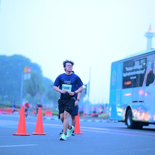 Race photo from KEMLU RUN 2026