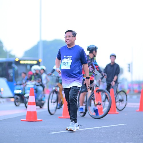 Race photo from KEMLU RUN 2026
