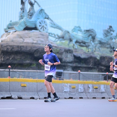 Race photo from KEMLU RUN 2026