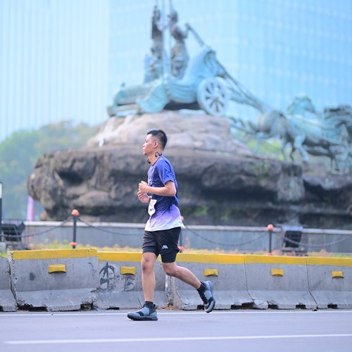 Race photo from KEMLU RUN 2026