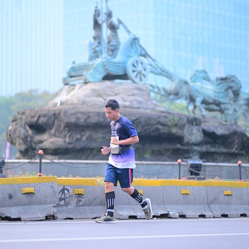 Race photo from KEMLU RUN 2026