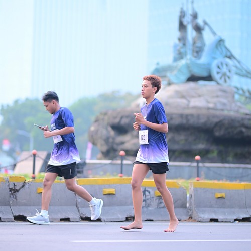 Race photo from KEMLU RUN 2026