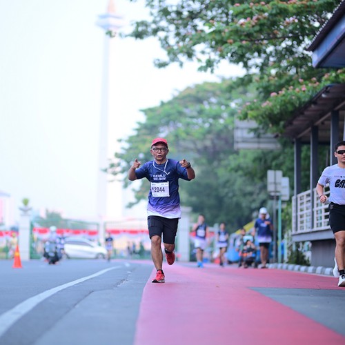 Race photo from KEMLU RUN 2026