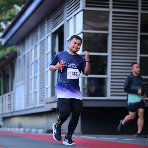 Race photo from KEMLU RUN 2026