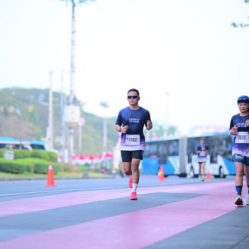 Race photo from KEMLU RUN 2026