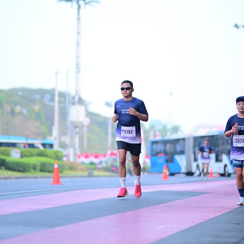 Race photo from KEMLU RUN 2026