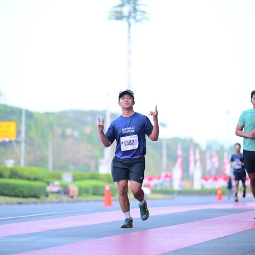Race photo from KEMLU RUN 2026